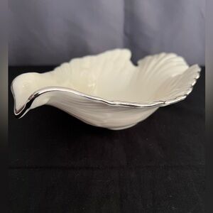Lenox Special Dove Bowl